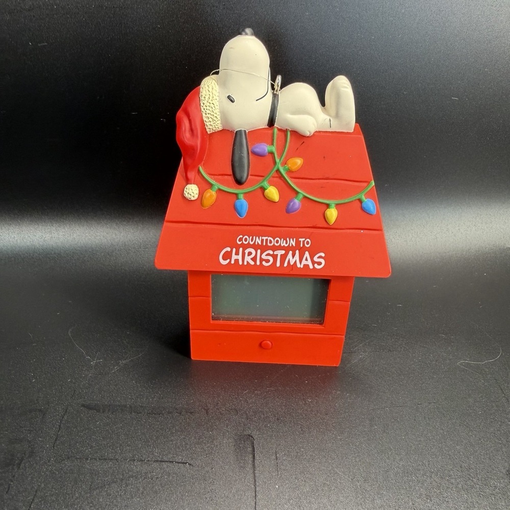 Hallmark Snoopy's Countdown to Christmas Keepsake Ornament Digital Display 2011